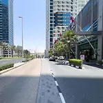 Luxury Canal-View Stay In Damac Privee