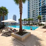 Luxury Canal-View Stay In Damac Privee