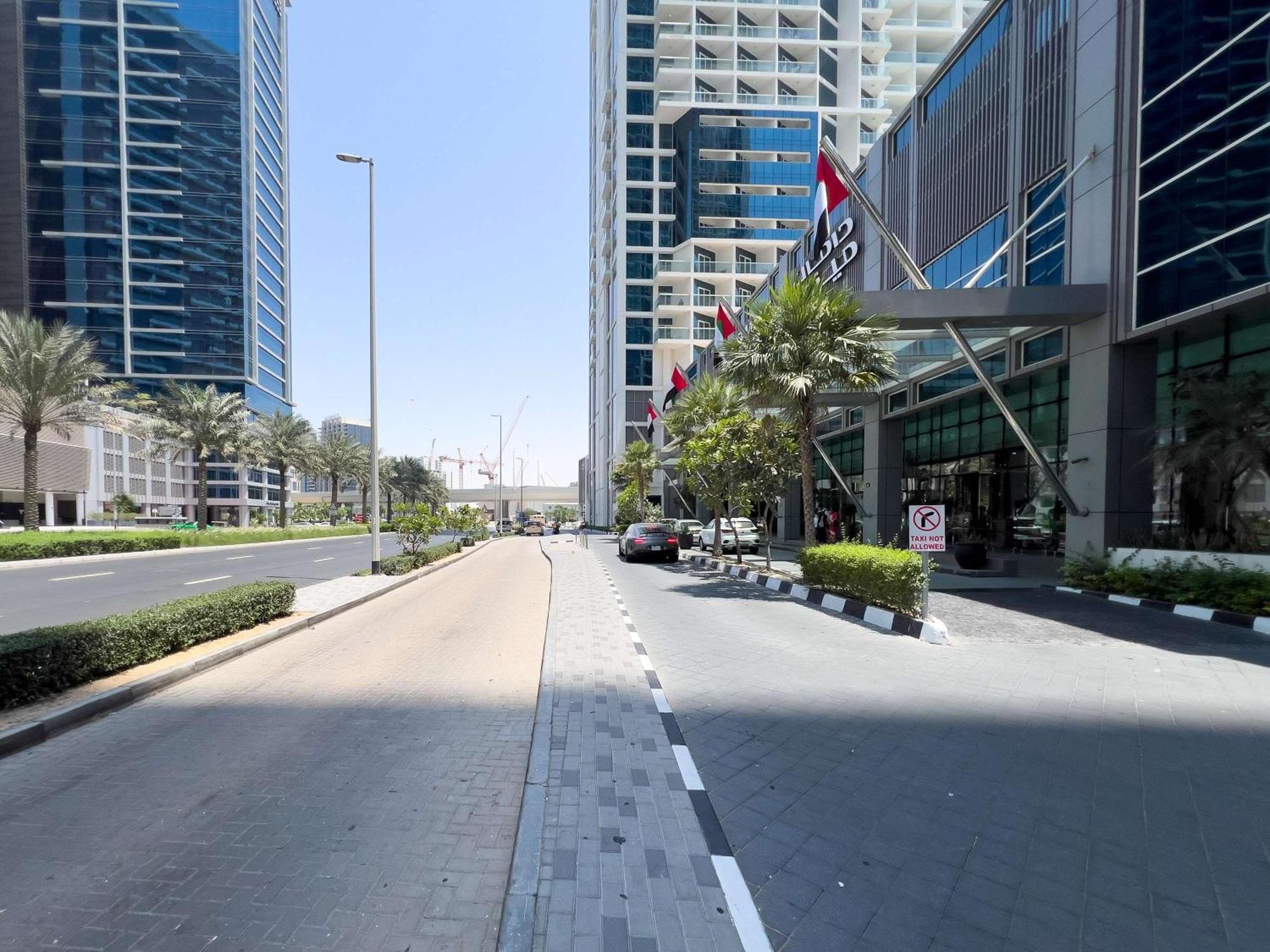 Apartment Luxury Canal-view In Damac Privee Dubai