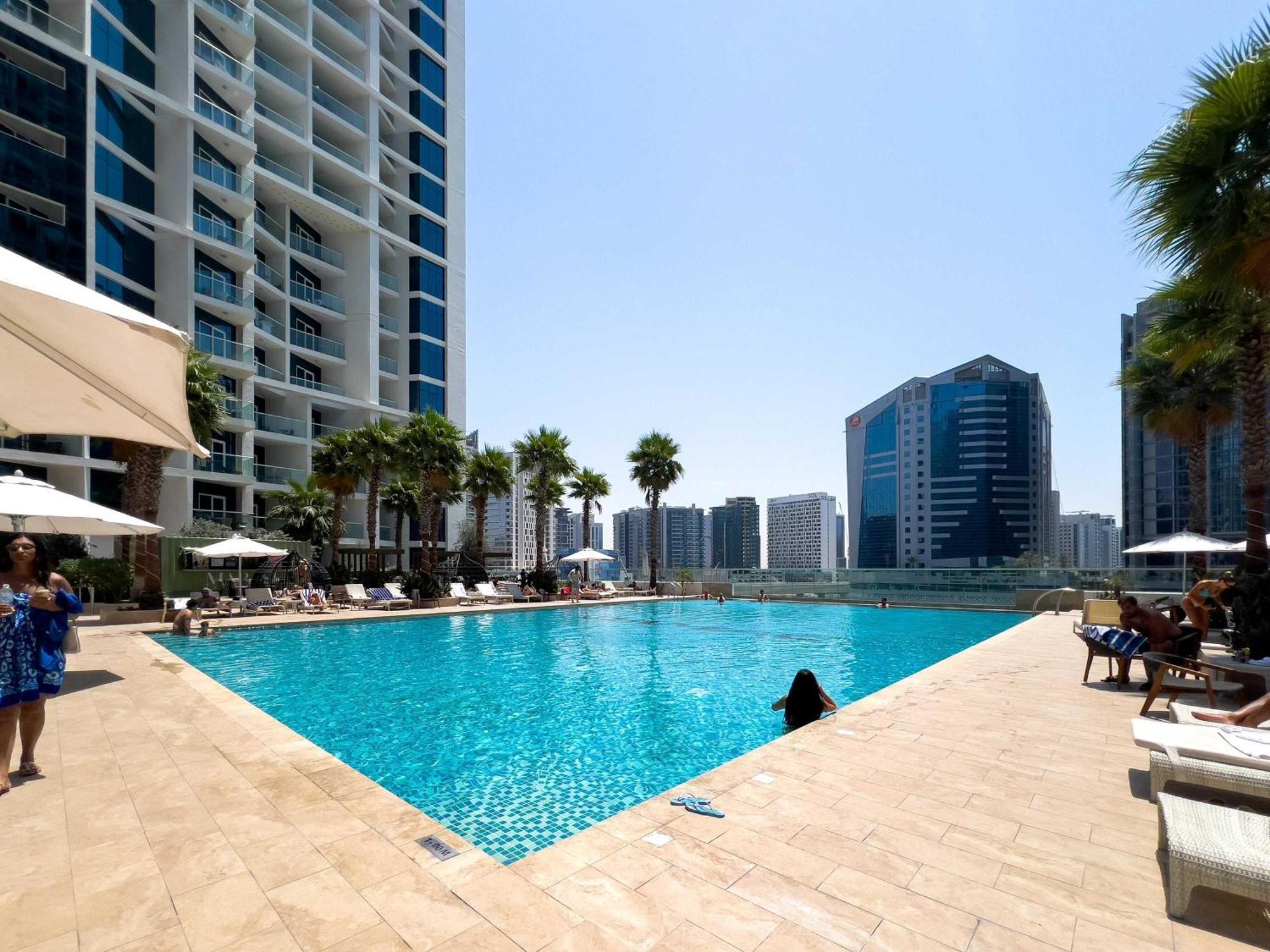 Luxury Canal-view In Damac Privee Apartment Dubai
