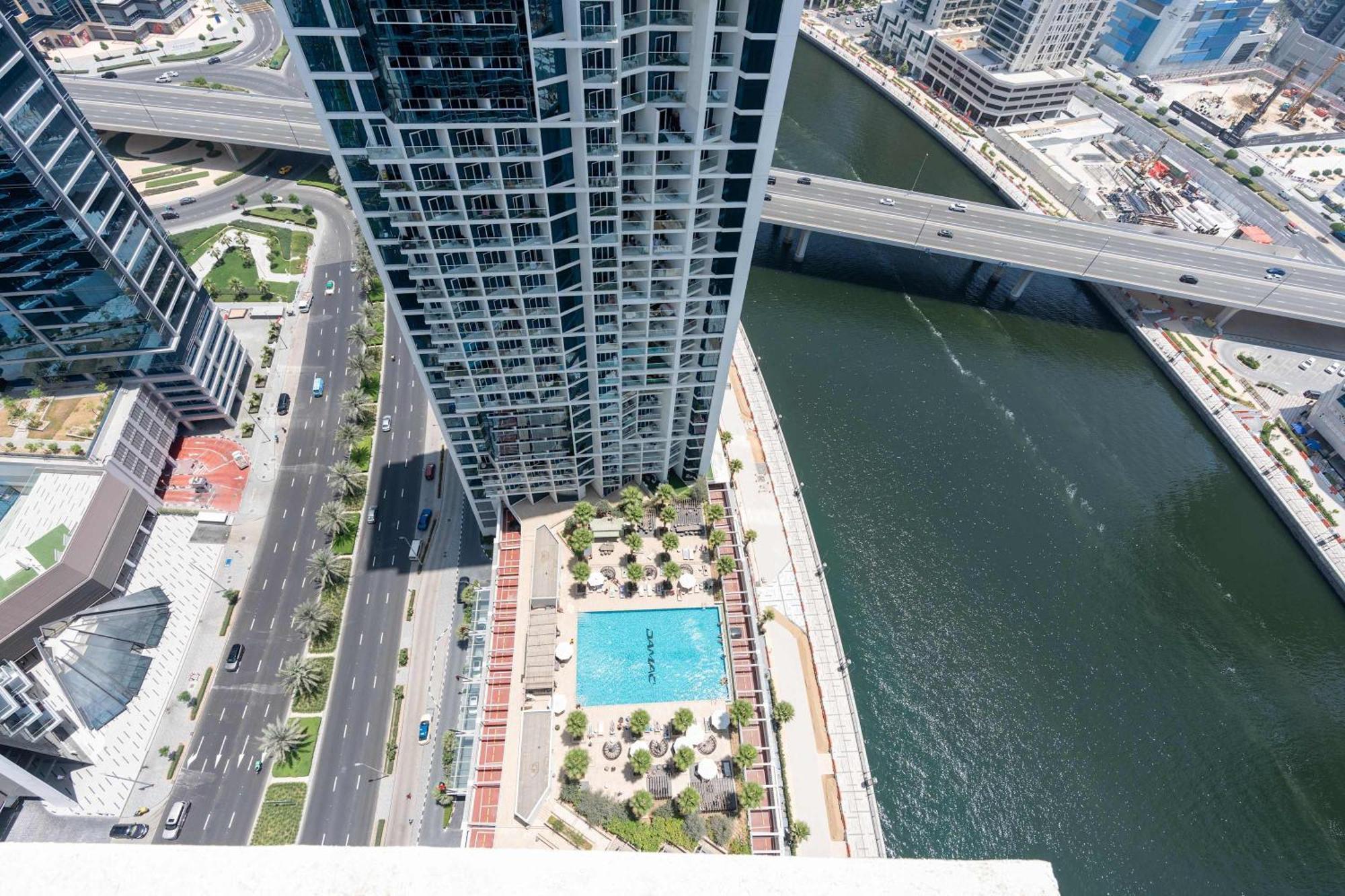 Luxury Canal-view In Damac Privee Apartment