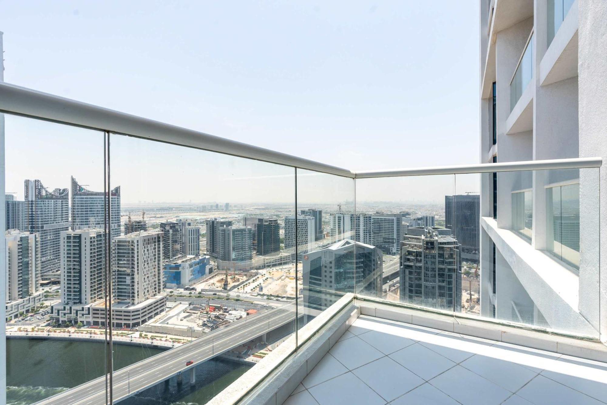 Luxury Canal-view In Damac Privee *