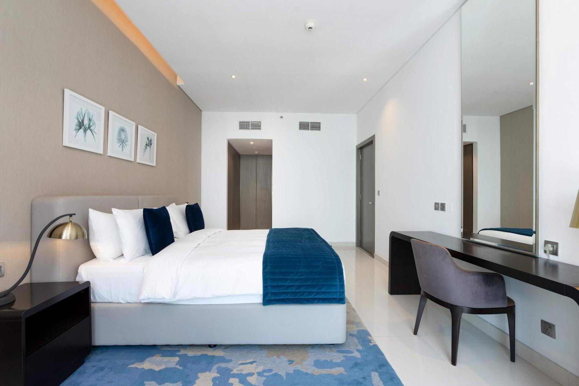 Luxury Canal-view In Damac Privee Apartment
